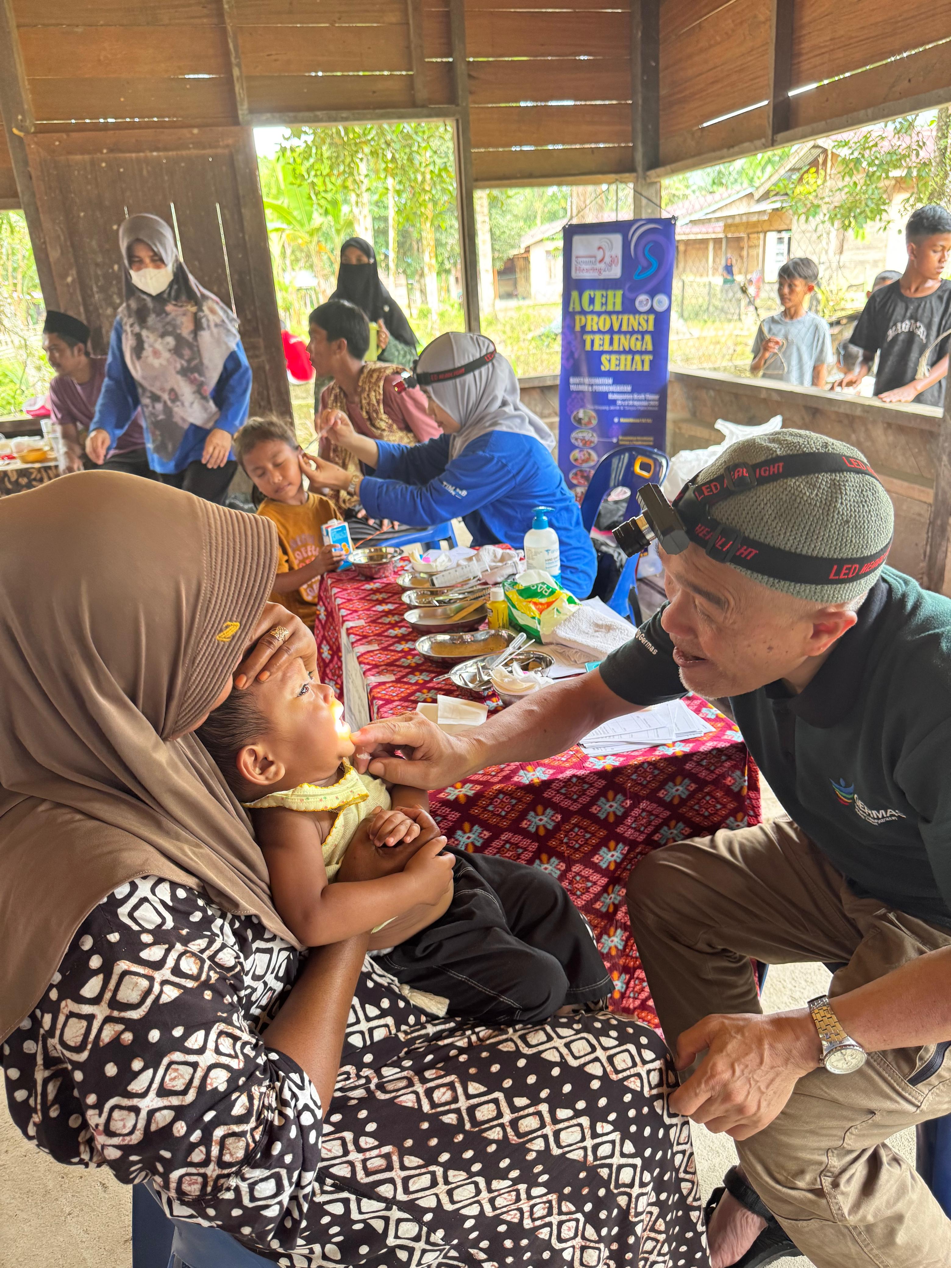 Pelayanan Kesehatan Bergerak Dinkes Aceh Sapa Masyarakat Pedalaman Aceh Timur
