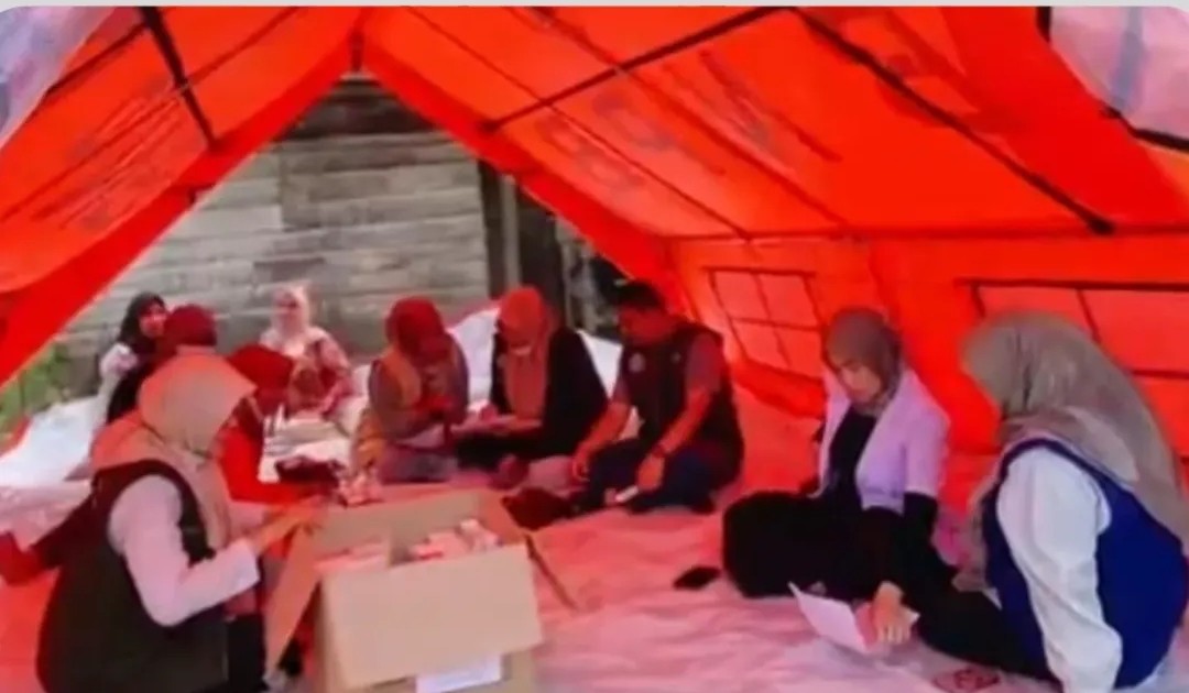 Pelayanan Kesehatan Kepada Warga Terdampak Bencana Banjir di Aceh.