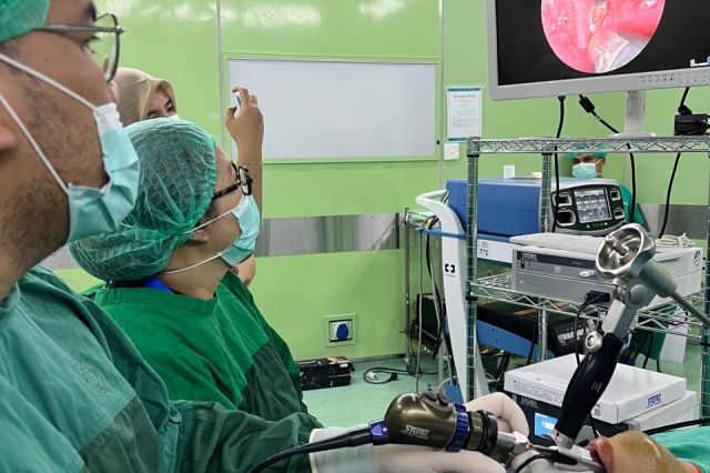 Teknologi Endoskopi Coblation, Terobosan Operasi Stenosis Laring Akibat TB di Aceh