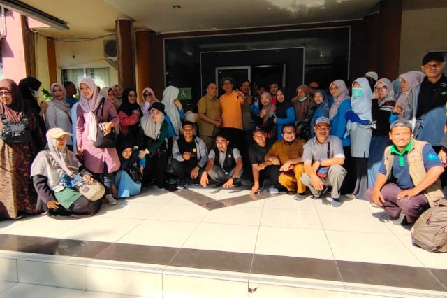 Dinkes Aceh Lepas Tim EMT Terpadu Tahap IV, Perkuat Layanan Kesehatan Bagi Warga Terdampak Bencana