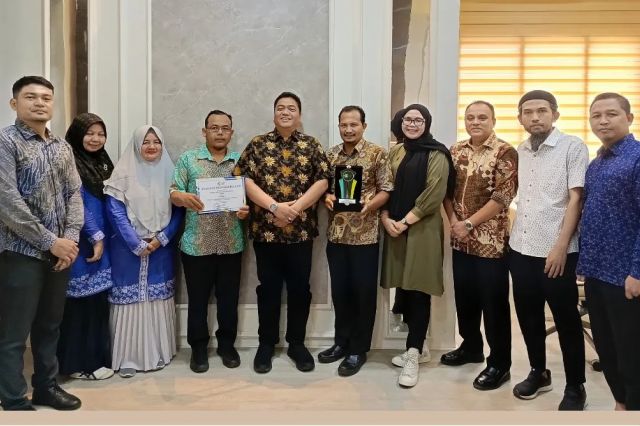 Dinkes Aceh Terima Penghargaan Juara 1 Lomba e-Aspirasi
