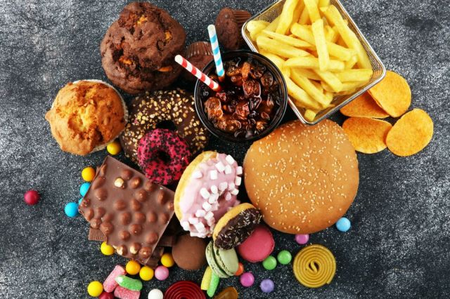 Obesitas pada Remaja Jadi Ancaman Serius, Konsumsi GGL Berlebih Salah Satu Penyebabnya