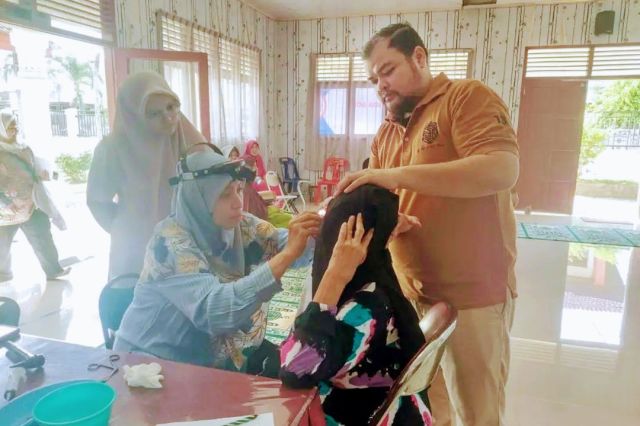 PERHATI-KL Cabang Aceh Periksa Kesehatan Lansia di Panti Jompo RSGS, Ulee Kareng, Banda Aceh