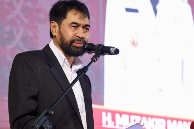 Gubernur Aceh Terima Penghargaan Pimred Award 2025 di Banten